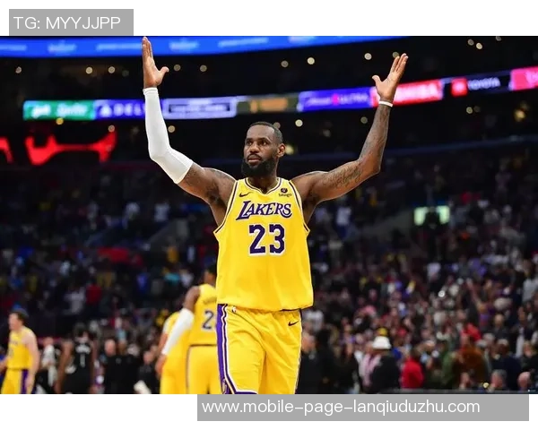 詹姆斯本季球衣将加特制补丁庆祝生涯第23季成就